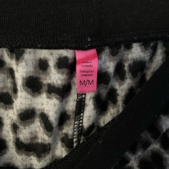 Betsey Johnson Sleepwear - Picture 4 of 5